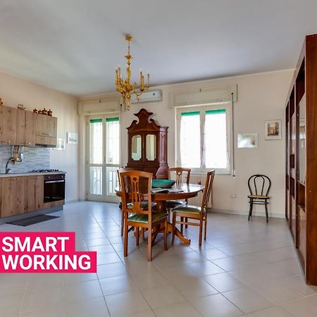 Blundo Family Apartment By Wonderful Italy Napoli Bagian luar foto