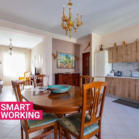 Blundo Family Apartment By Wonderful Italy Napoli Bagian luar foto