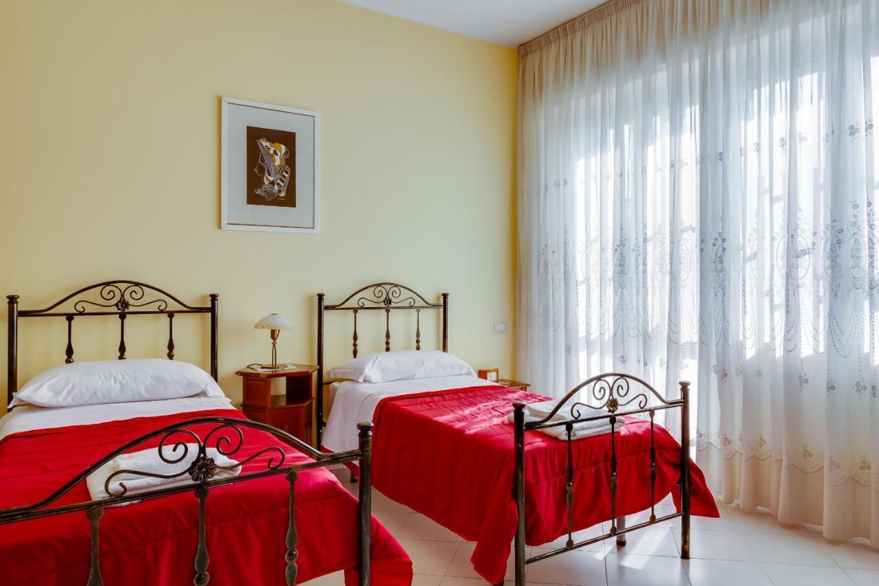 Blundo Family Apartment By Wonderful Italy Napoli Bagian luar foto