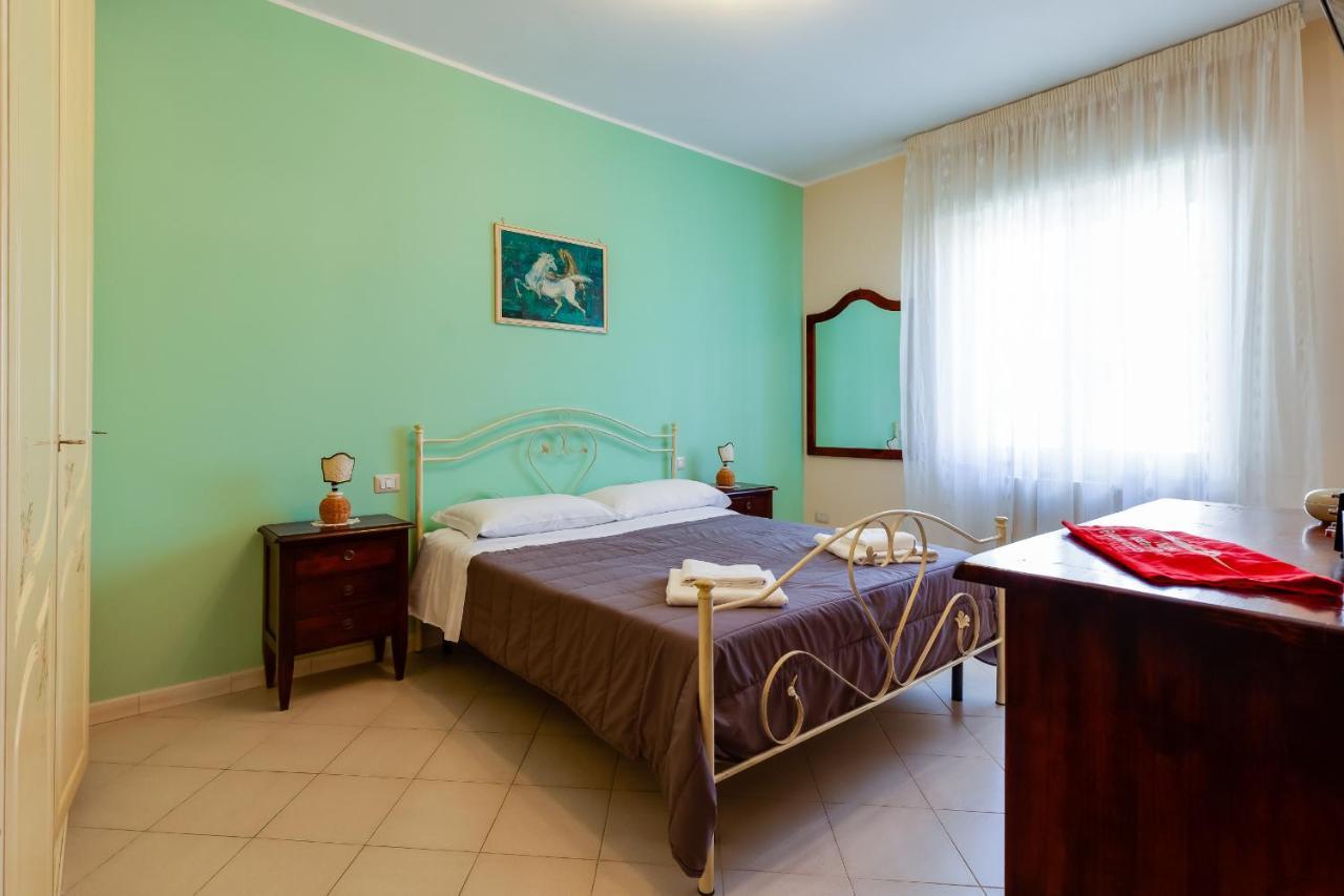 Blundo Family Apartment By Wonderful Italy Napoli Bagian luar foto